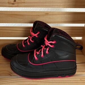 Acg Woodside 2 Black Snow Rain High Kids Boots 1Y Pink/Black